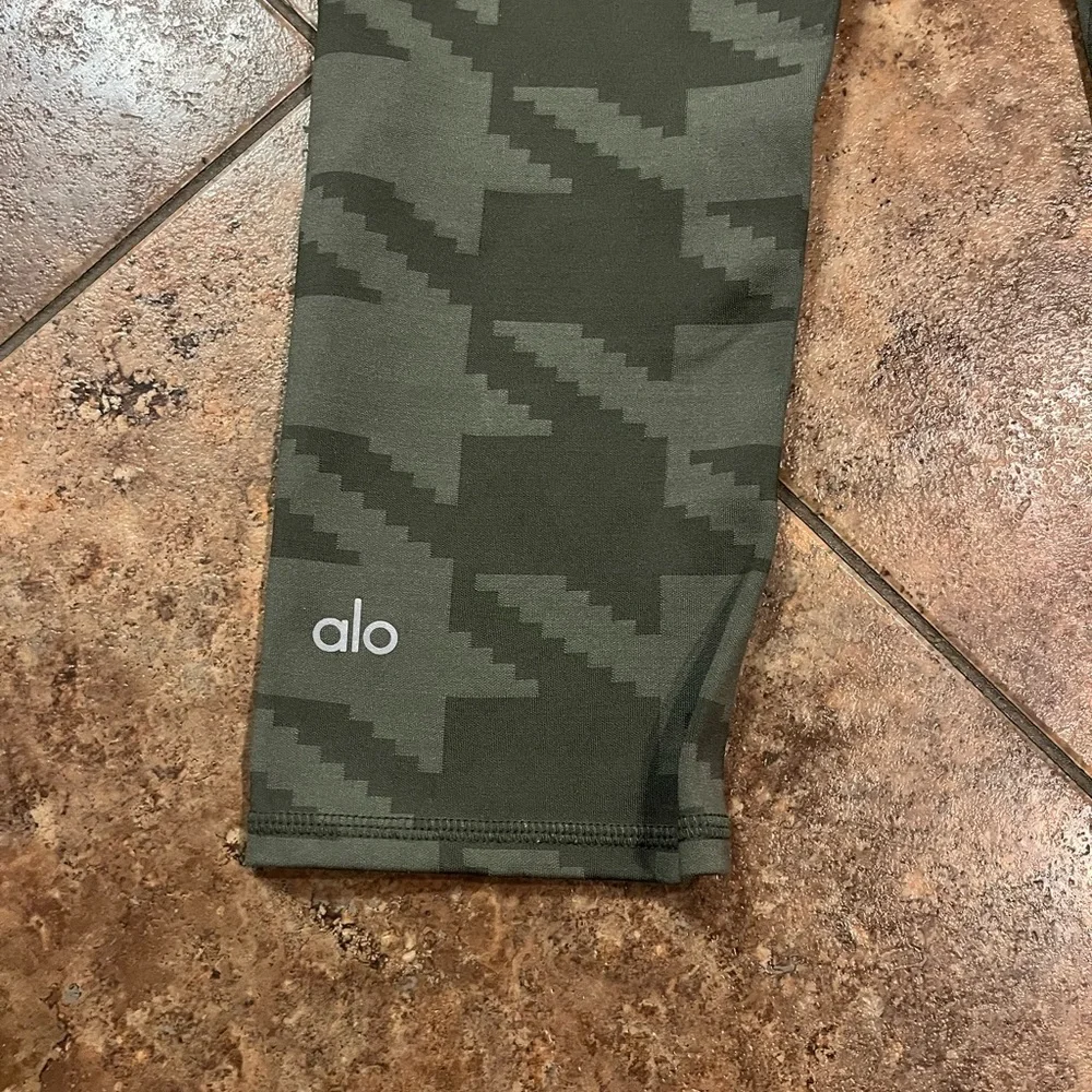 ALO Yoga alo yoga